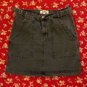 Listicle Gray Mini Stretch Denim Cargo Skirt, Size Small